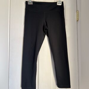 UA HeatGear cropped 3/4 leggings